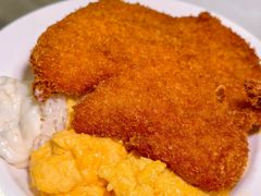 脆炸吉列猪扒滑蛋饭-深仔记茶餐厅(亚士厘道店)
