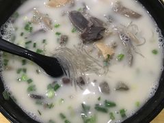 -津津老鸭粉丝馆(正东路店)