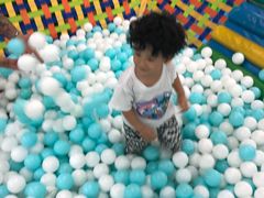 -蒙特利亲子乐园