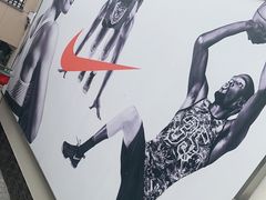 -NIKE上海青浦优选体验店
