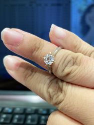 -周生生Chow Sang Sang(东方店)