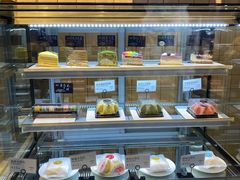 面包甜点陈列柜-野上麦田(中贸广场店)
