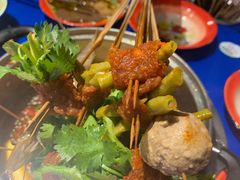 酸豆角牛肉-马路边边串串香(北苑旗舰店)