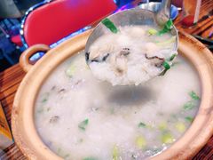 -蚝堡海鲜·威海菜·海肠捞饭·烧烤·亚洲吃蚝公司(幸福门店)