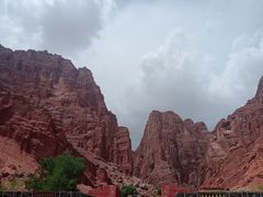 -天山神秘大峡谷