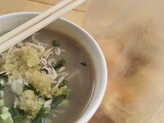 鲜鱼糊粉配油条-汪记鲜鱼糊汤粉(沈阳路总店)