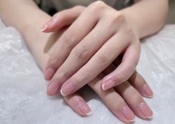 -爱纶美·美甲美睫半永久