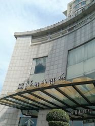 -挪娅婚纱摄影皇家会所
