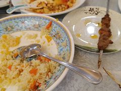 -汗腾格里·风味餐厅(新疆驻京办店)