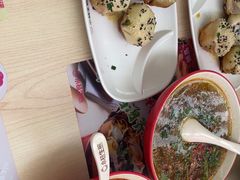 -小杨生煎(金山百联购物中心3楼店)