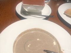 和甜品一起上的汤-弗兰克牛排西餐厅Ribone steak house(柠檬花园店)