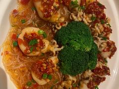 -渝半城经典川粤菜(重庆天地店)