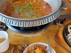 -喇喇排骨火锅·传统韩式脊骨汤(望京西园总店)