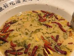 -江渔儿酸菜鱼(奥园广场金发购物中心店)