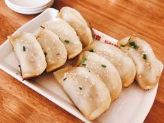 -小姜锅贴(凤凰街店)