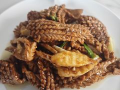 -湖畔鲁菜·二十年老字号餐厅(大明湖店)