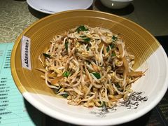 豆芽-小碗大胃(福久源新天地店)