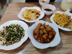 雪菜蘑菇肉片-素勤饮食店(城头巷店)
