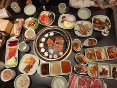 -梨花甄选自助烤肉(小寨原力场店)
