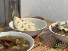 -刘老虎肉丸糊辣汤(总店)