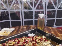 -宏兴烤鱼山庄(宣恩总店)