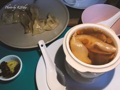 松茸炖花胶-野到家·松茸鸡汤松茸饺(龙津中路店)