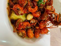 麻辣龙虾-早酒肖汉老味拌面