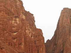 -天山神秘大峡谷