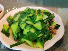 油渣小白菜-全聚贤餐厅·湖北家常菜(沙湖店)