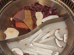 -欠火锅·水牛毛肚·团建聚餐·生日宴(何山路店)