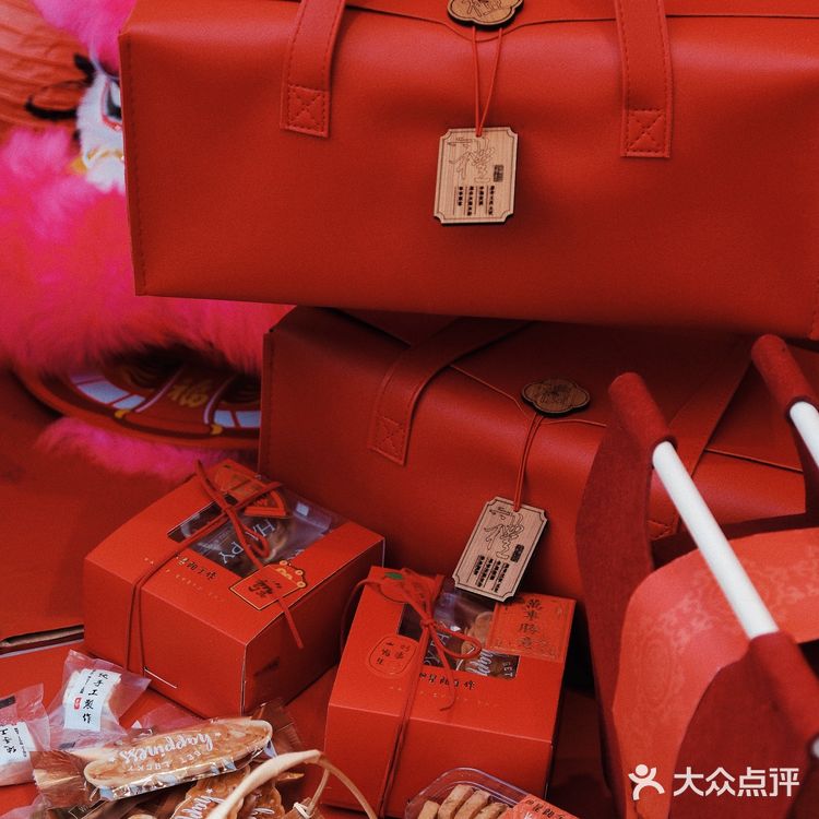 收到属于我的新年礼盒～