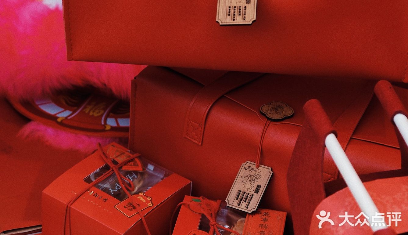 收到属于我的新年礼盒～