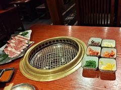 -喜牛烧肉酒场·黑金店(威高广场店)