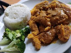 -新荔园茶餐厅(荔湾区府宿舍大院店)
