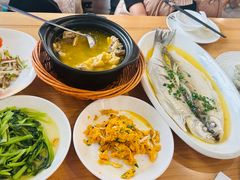 -品鲜村农家菜·阳澄湖大闸蟹(总店)