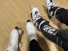 -极限PLAY运动娱乐新世界·团建派对潮玩休闲馆·室内蹦极高空游乐园