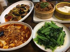 -伊兰麒兰馨园·川菜·清真馆(339电视塔店)