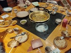 -顶顶汤火牛排火锅·经典铜锅涮肉