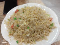 炒饭-江城燕子大排档(江汉路步行街店)