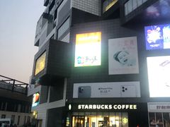 -资和信百货商场