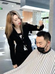 -老肖男士理发店