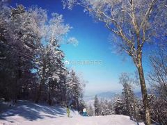 -长春莲花山滑雪场
