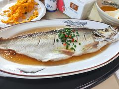 -七的湖·晚芳亭·阳澄湖农家菜·大闸蟹(莲花岛店)