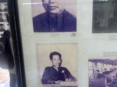 -吐斯廉屠杀博物馆