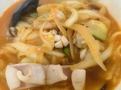 辣海鲜面-桃园中华料理炸酱面(燕儿岛路店)
