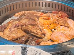 -阪尚皇·原切牛排·烤肉火锅自助(北京路店)