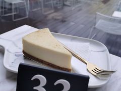 -UNI UNI(环亚凯瑟琳店)