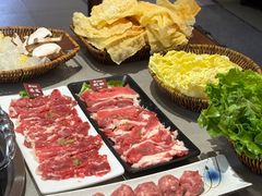 -四点金粥底火锅(沂州里店)