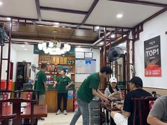 -湖南人家湘菜馆(镇江路店)