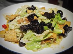 -大胡同天津菜·海肠捞饭·津门皮皮虾锅贴一绝(西姜井店)